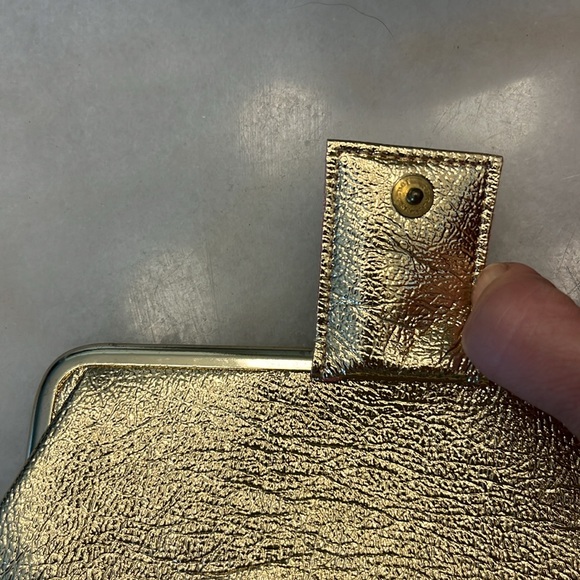 Vintage Gold Clutch - Picture 9 of 9